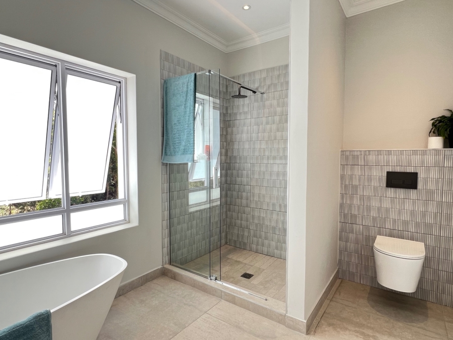 5 Bedroom Property for Sale in Heather Park Western Cape